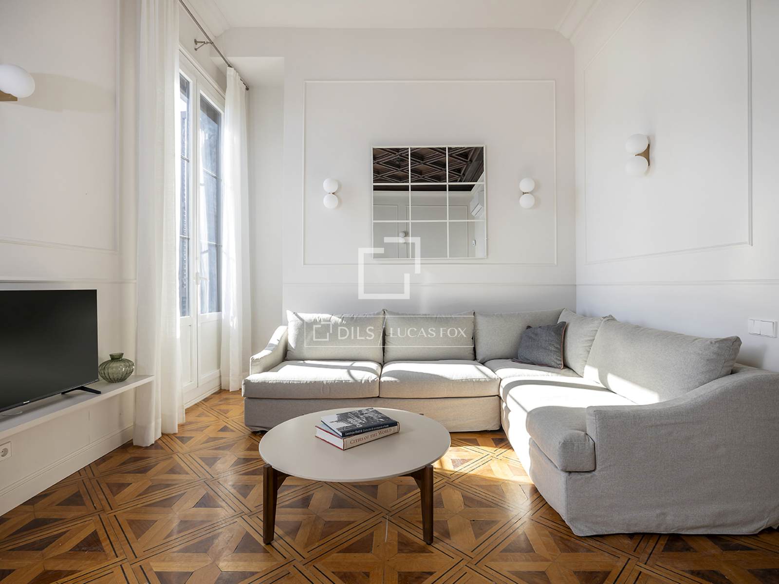 Apartamento en Barcelona, España 2 dormitorios, 91 m2 No. 160843