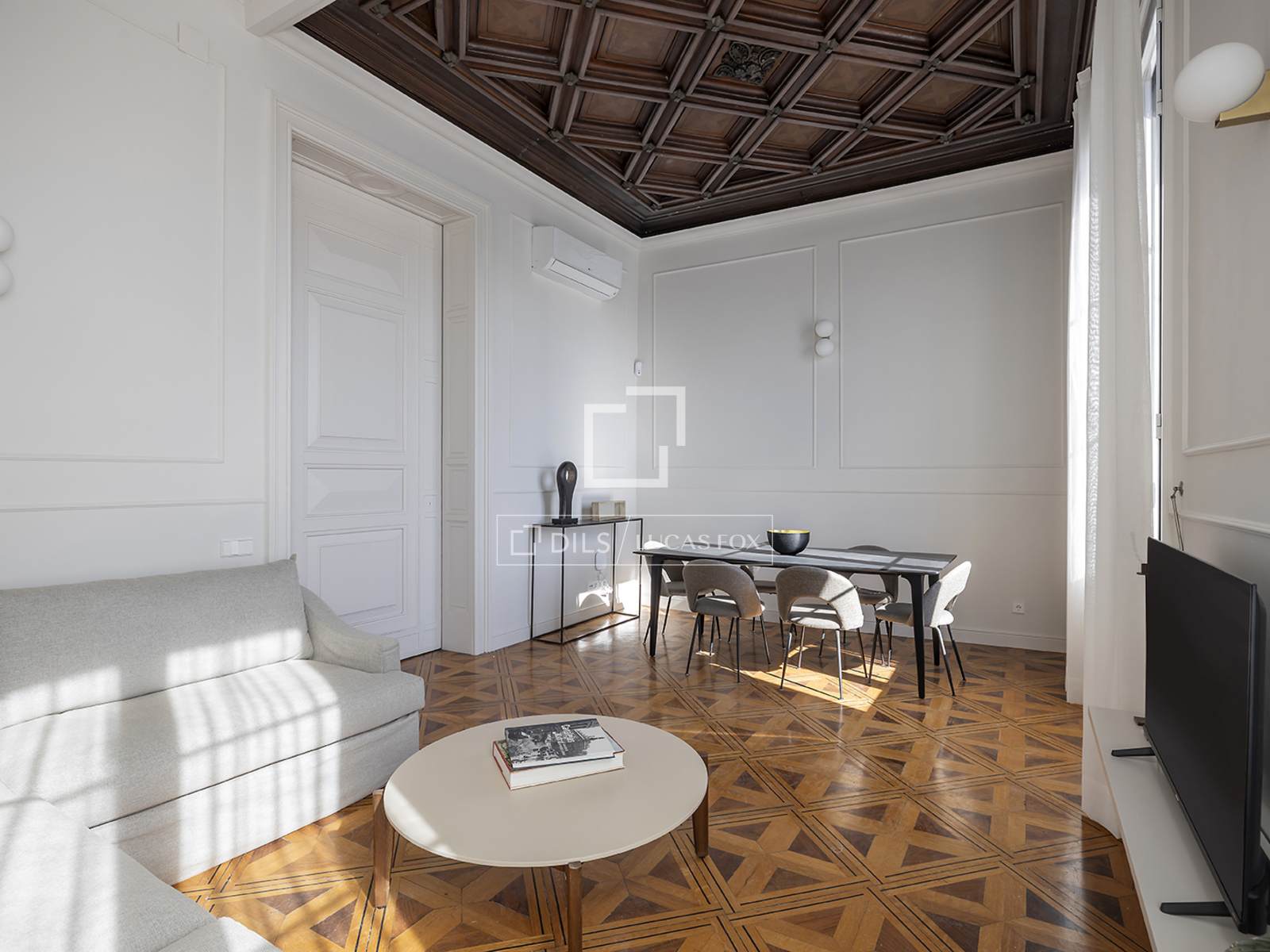 Apartamento en Barcelona, España 2 dormitorios, 91 m2 No. 160843