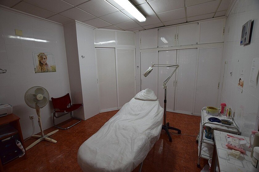 Liikekiinteistö Torrevieja, Alicante, Espanja 1 makuuhuone, 90 m2 No. 103539