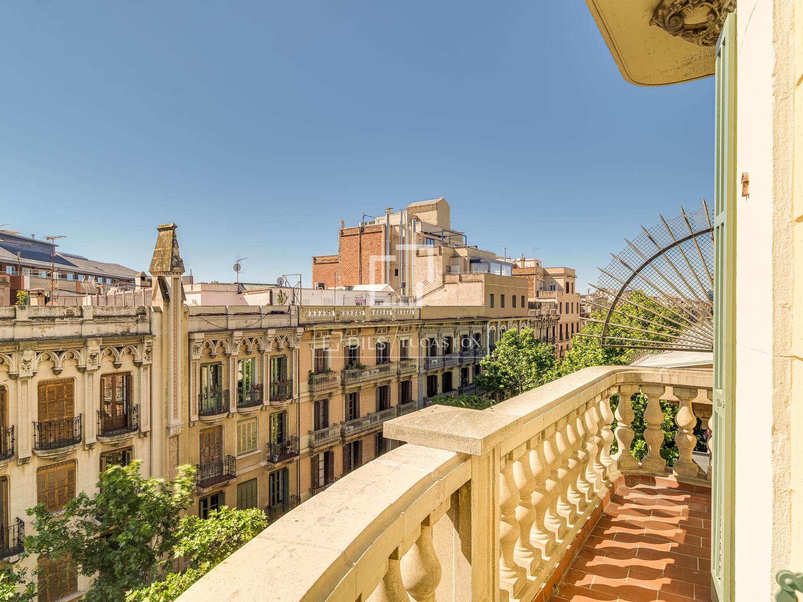 Apartment in Barcelona, Spain 3 bedrooms, 113 sq.m. No. 150731