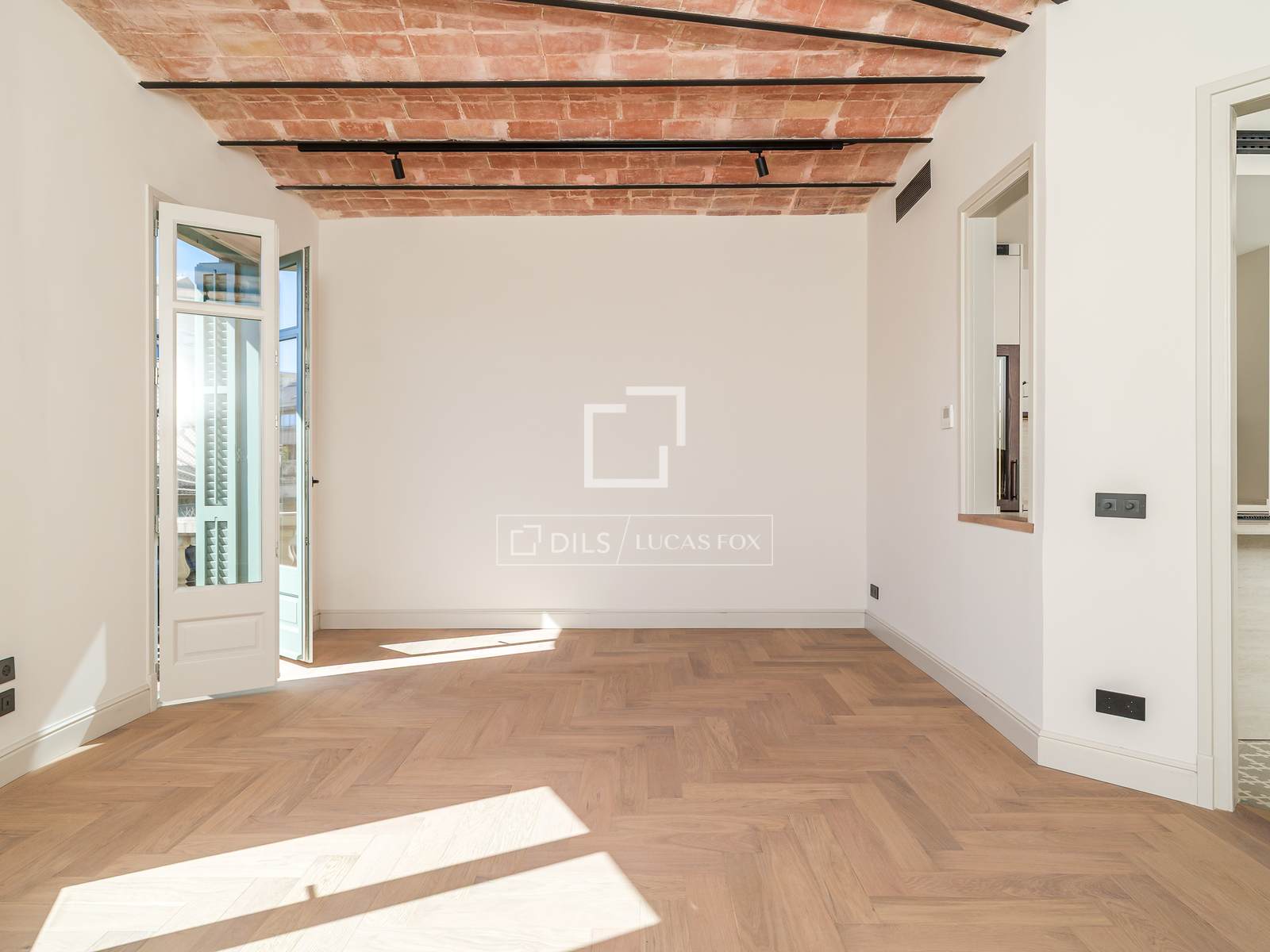 Apartment in Barcelona, Spain 3 bedrooms, 113 sq.m. No. 150731