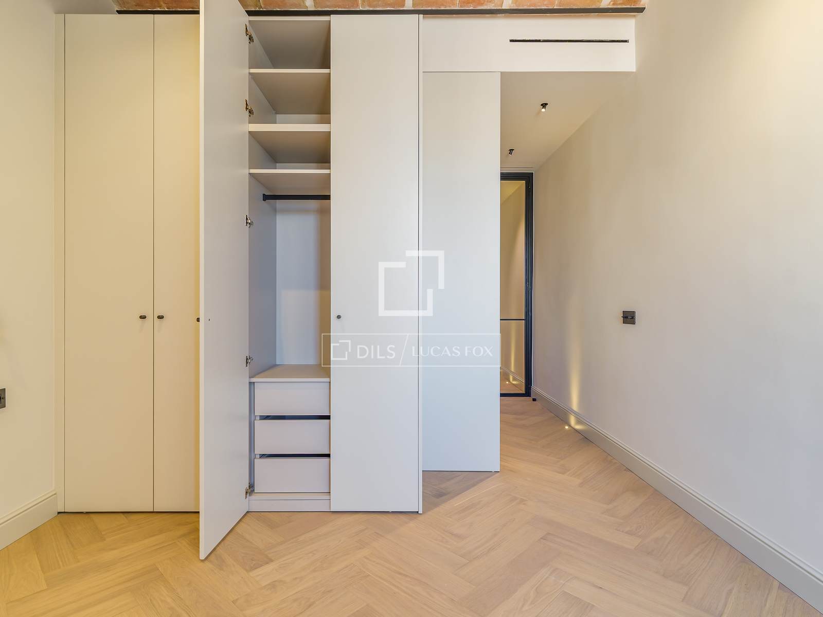 Apartment in Barcelona, Spain 3 bedrooms, 113 sq.m. No. 150731