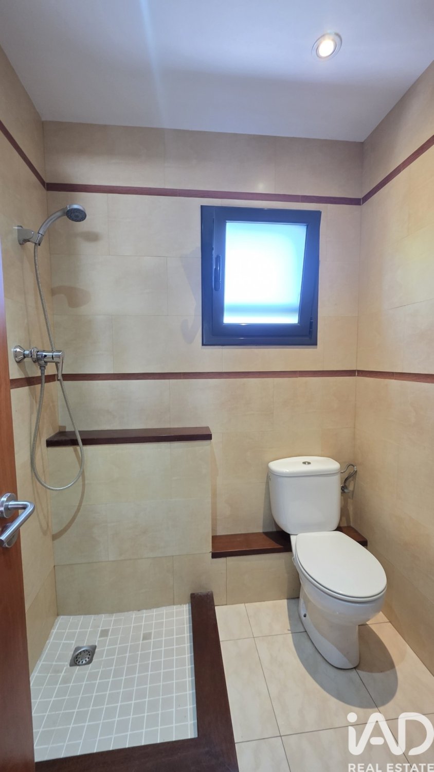 House à Sant Cugat Del Valles, Barcelona, Espagne 4 chambres, 348 m2 No. 172099