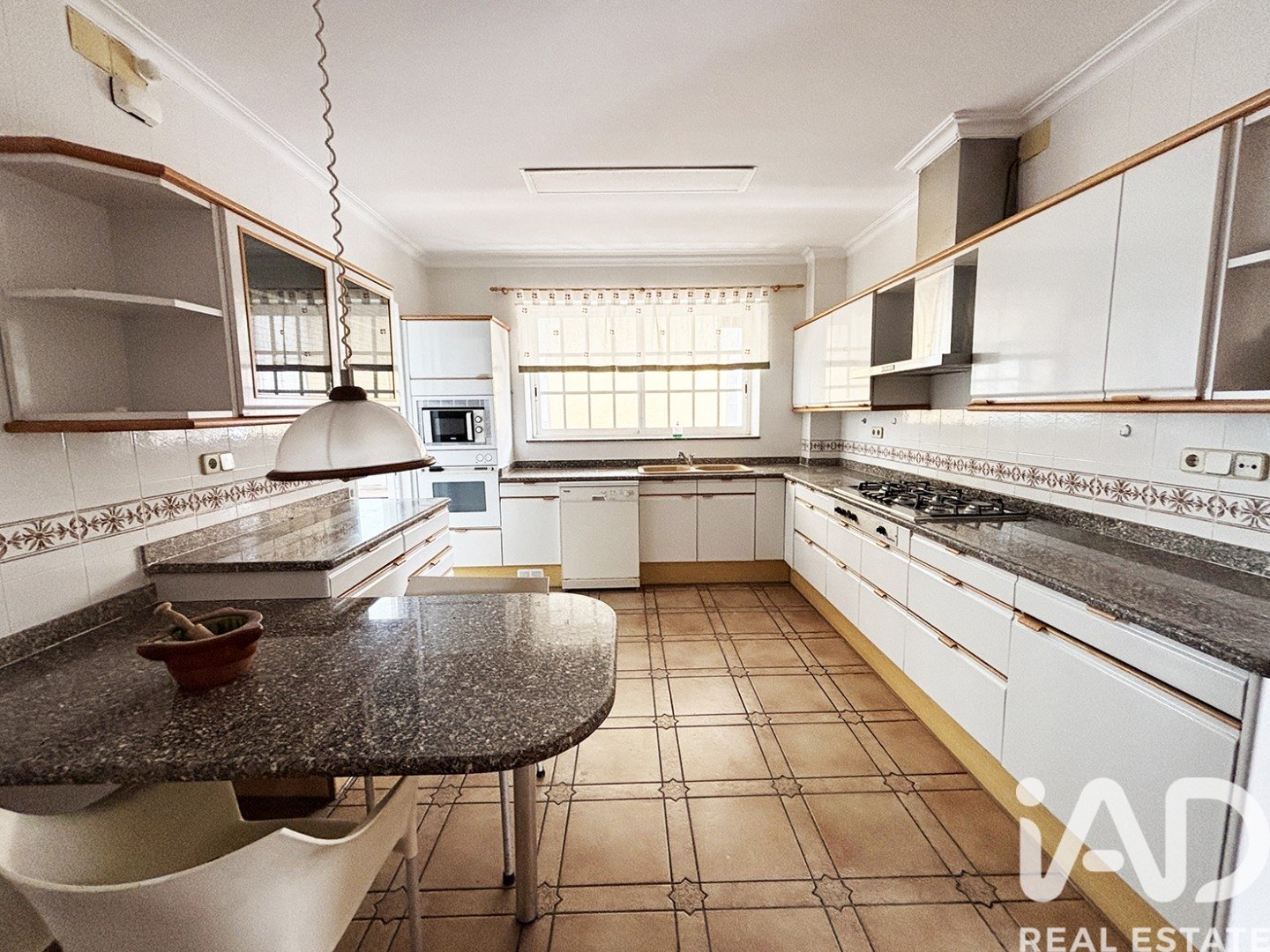 Apartment à Barcelona, Espagne 5 chambres, 242 m2 No. 172103