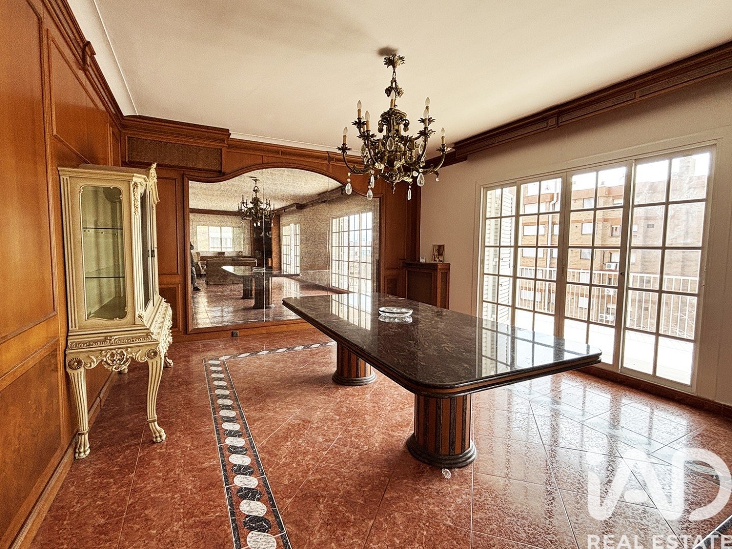 Apartment à Barcelona, Espagne 5 chambres, 242 m2 No. 172103