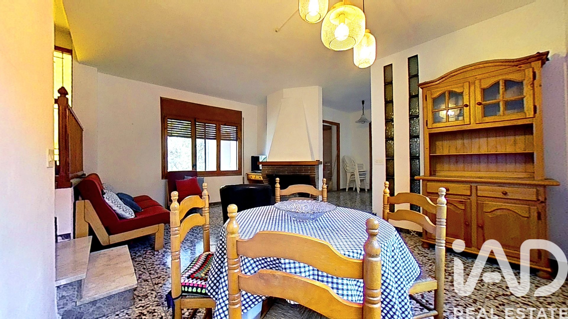 Hus i Alcover, Tarragona, Spanien 4 sovrum, 162 kvm. Nr. 172105