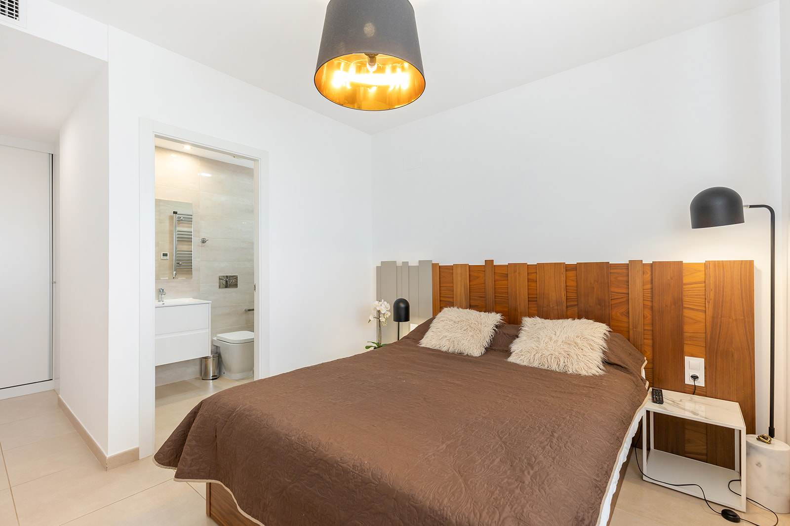 Apartment in Villamartin, Alicante, Spain 3 bedrooms, 106 sq.m. No. 136973