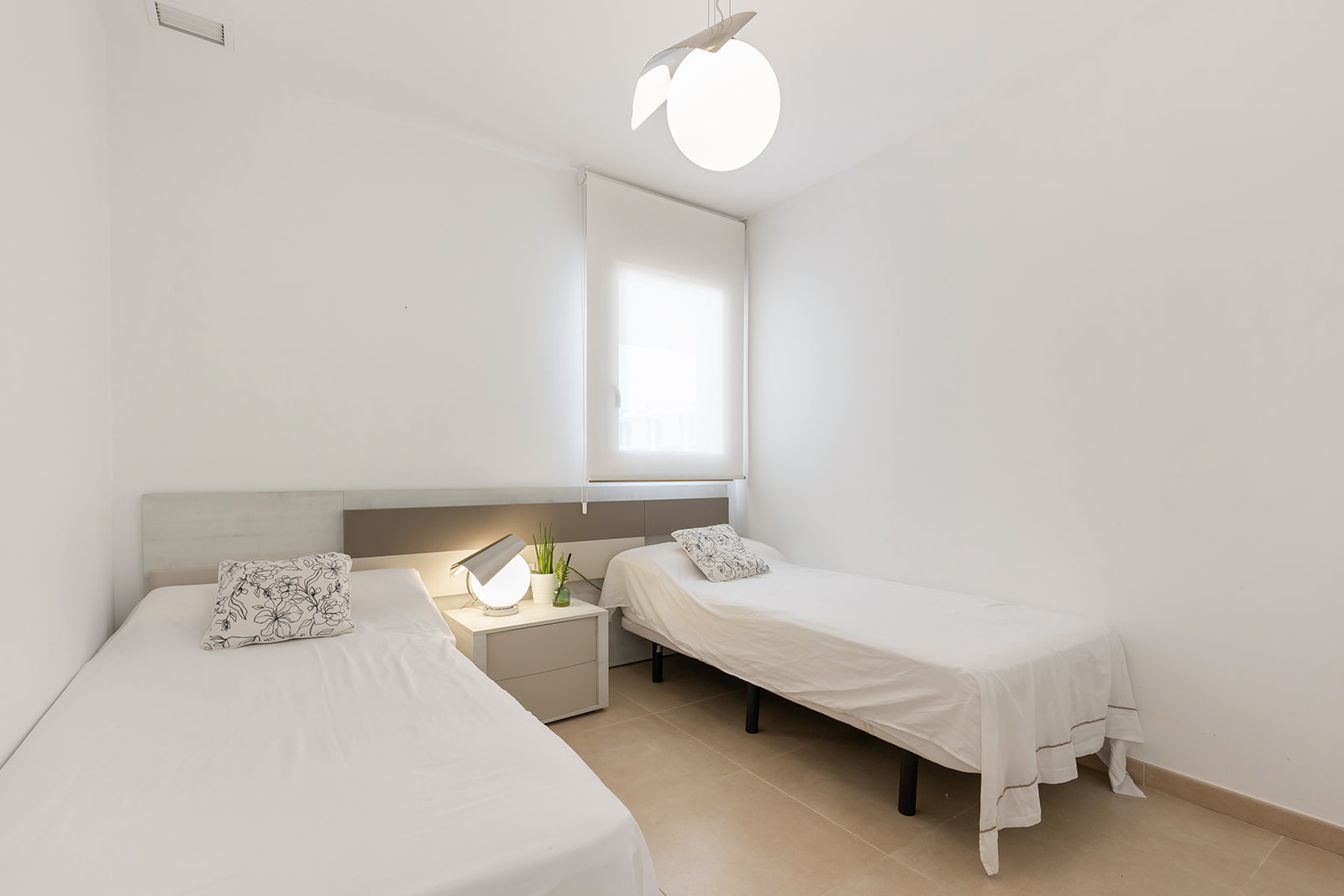 Apartment in Villamartin, Alicante, Spain 3 bedrooms, 106 sq.m. No. 136973