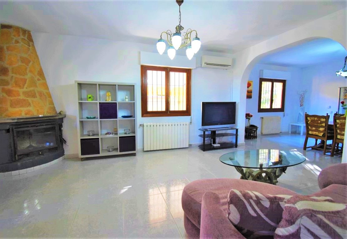 Villa in Villamartin, Alicante, Spanien 6 Schlafzimmer, 180 m2 Nr. 136976