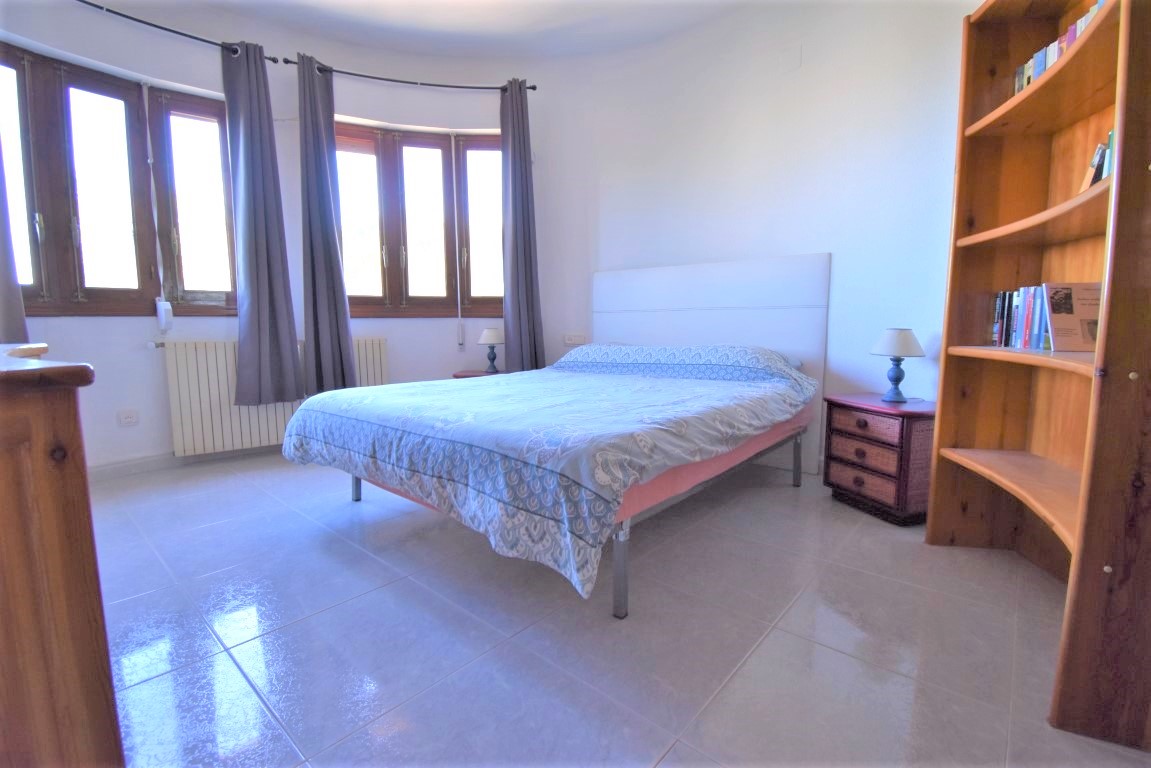 Villa in Villamartin, Alicante, Spanien 6 Schlafzimmer, 180 m2 Nr. 136976