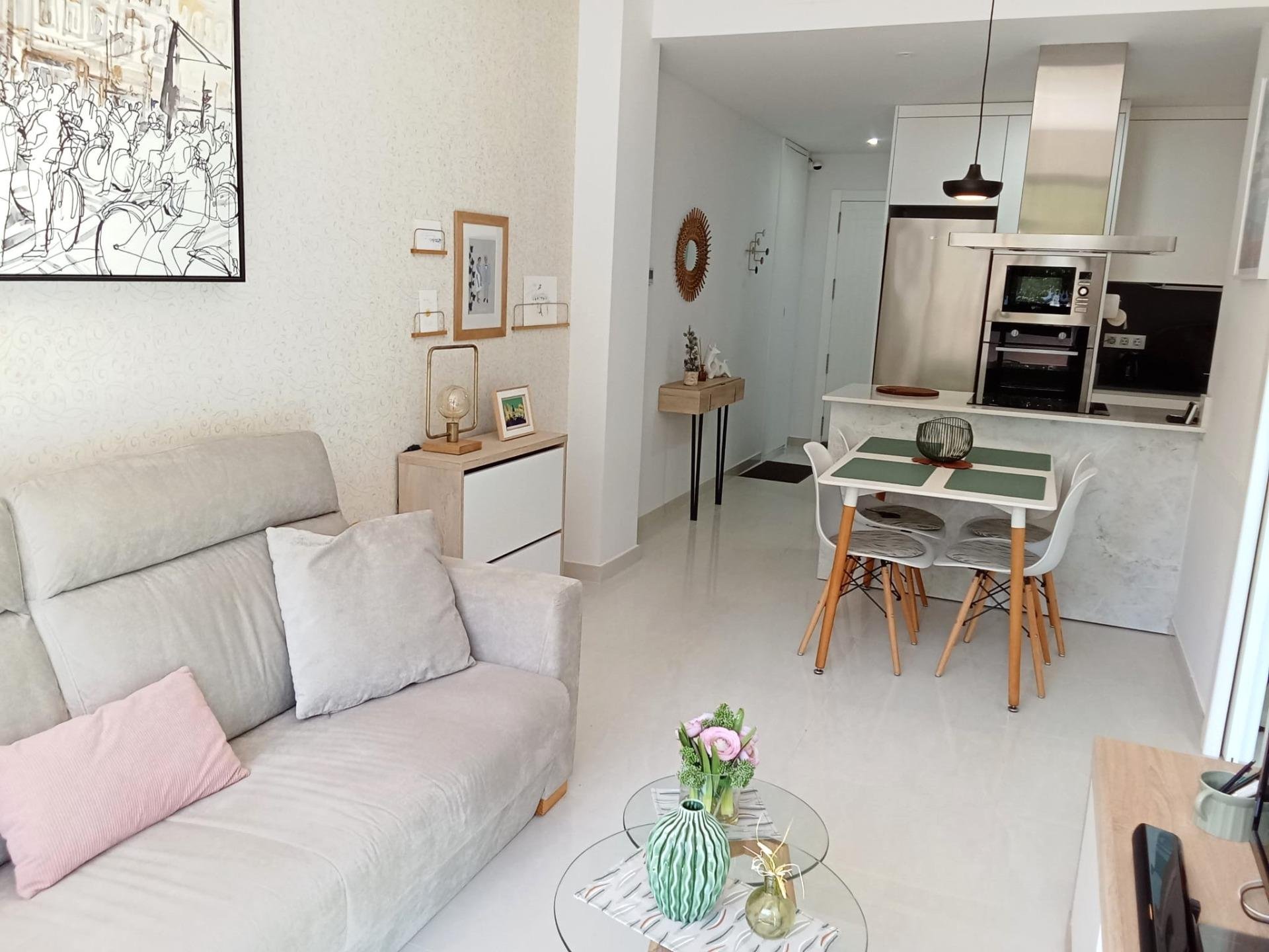 Appartamento a Torrevieja, Alicante, Spagna 1 camera da letto, 53 mq. N° 189067