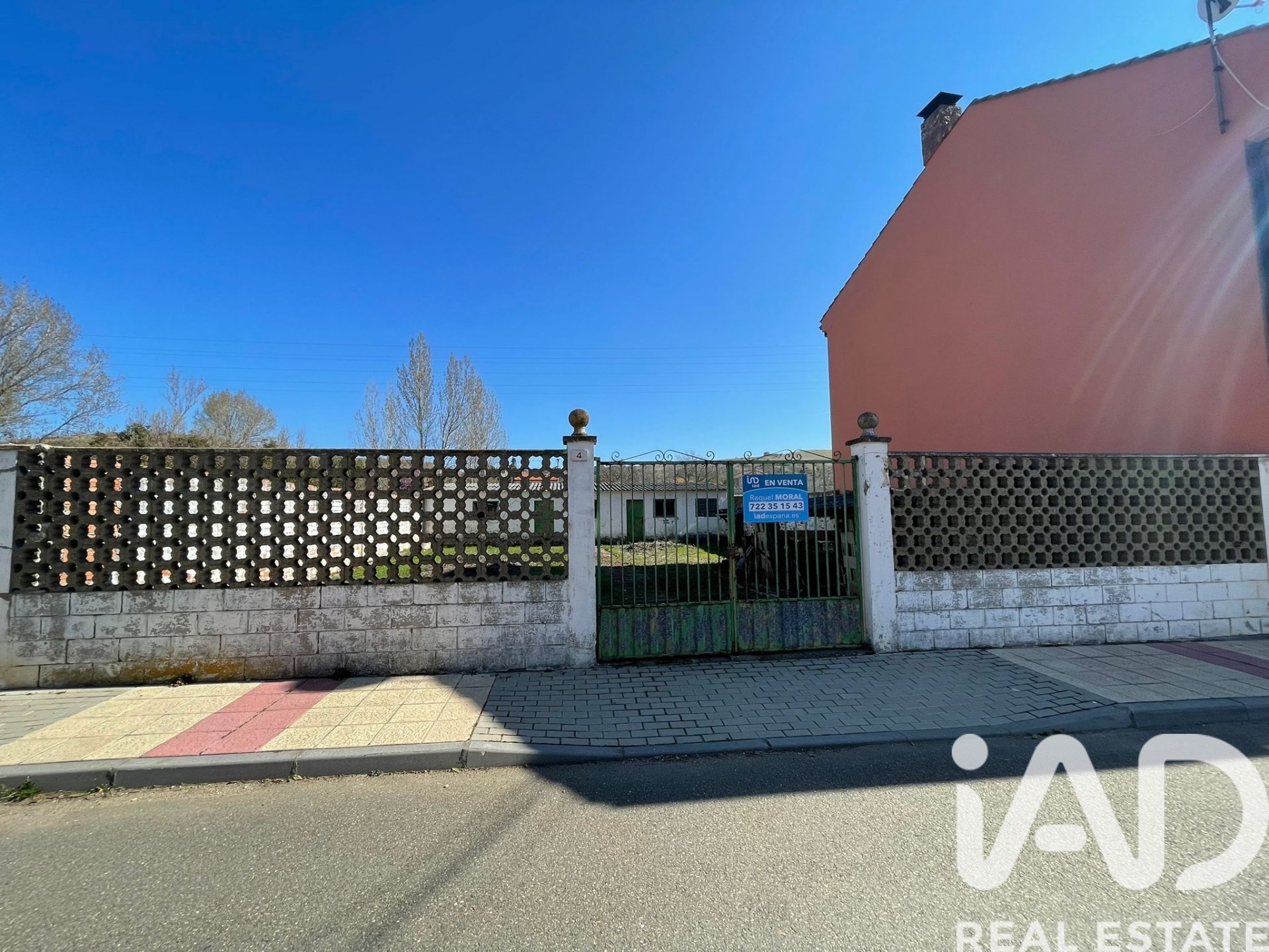 Zemes gabals Santovenia de la Valdoncina, Leon, Spānijā 264 m2 Nr. 185073
