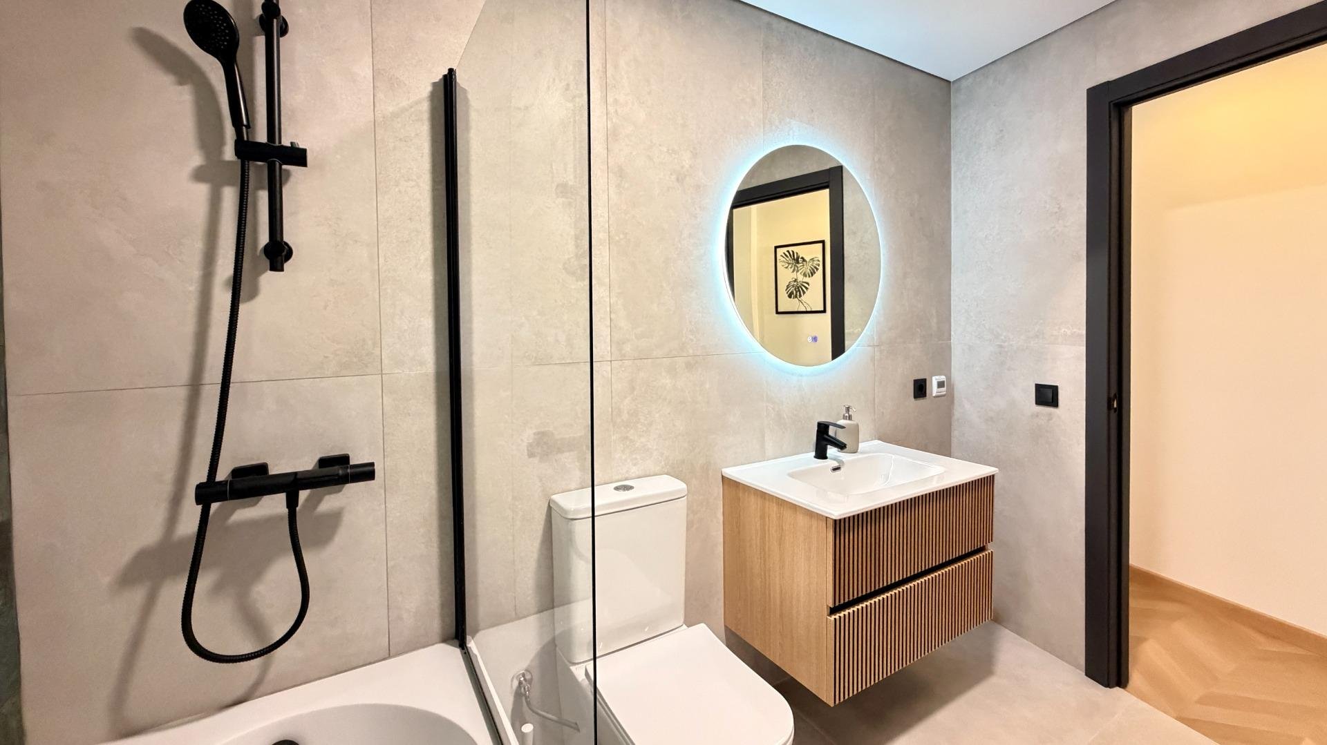 Huoneisto Torrevieja, Alicante, Espanja 3 makuuhuonetta, 100 m2 No. 195894