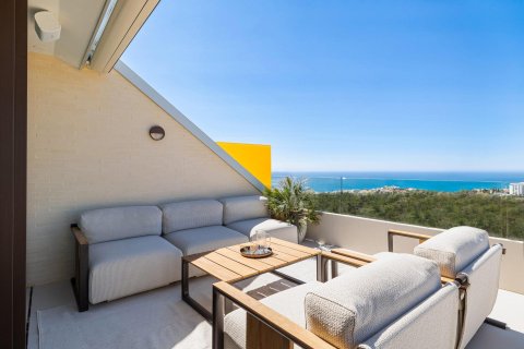 Apartment à Fuengirola, Malaga, Espagne 2 chambres, 89 m2 No. 169659