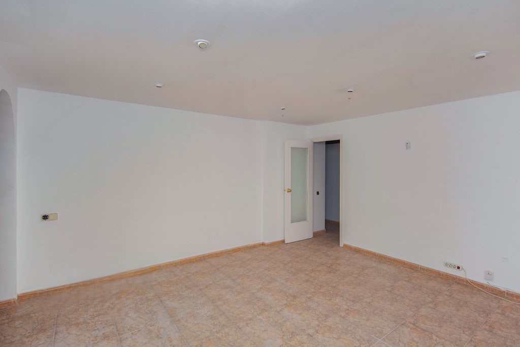 Dzīvoklis Viladecans, Barcelona, Spānijā 3 istabas, 1974 m2 Nr. 167168