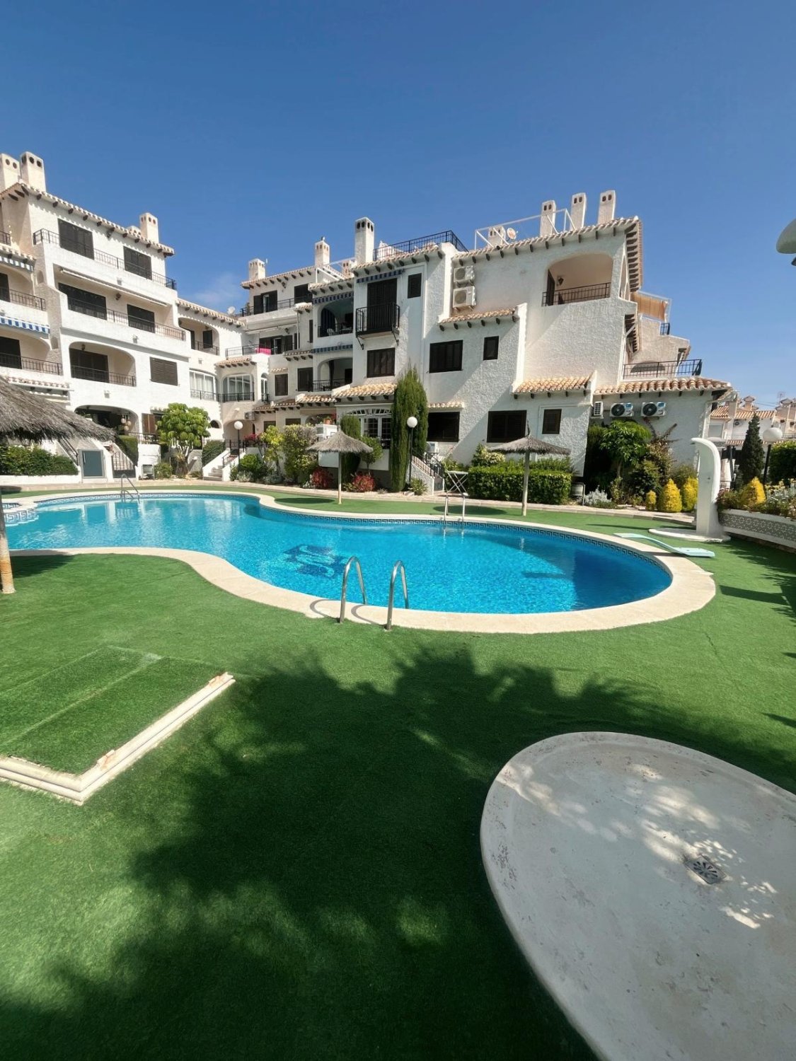 Apartamento en Cabo Roig, Alicante, España 2 dormitorios, 60 m2 No. 189143