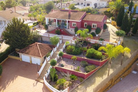 Huvila Algorfa, Alicante, Espanja 3 makuuhuonetta, 264 m2 No. 146582