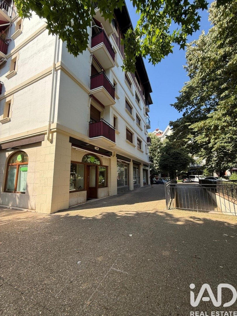 Commercial property in Getxo, Biscay, Spain 29 sq.m. No. 188504