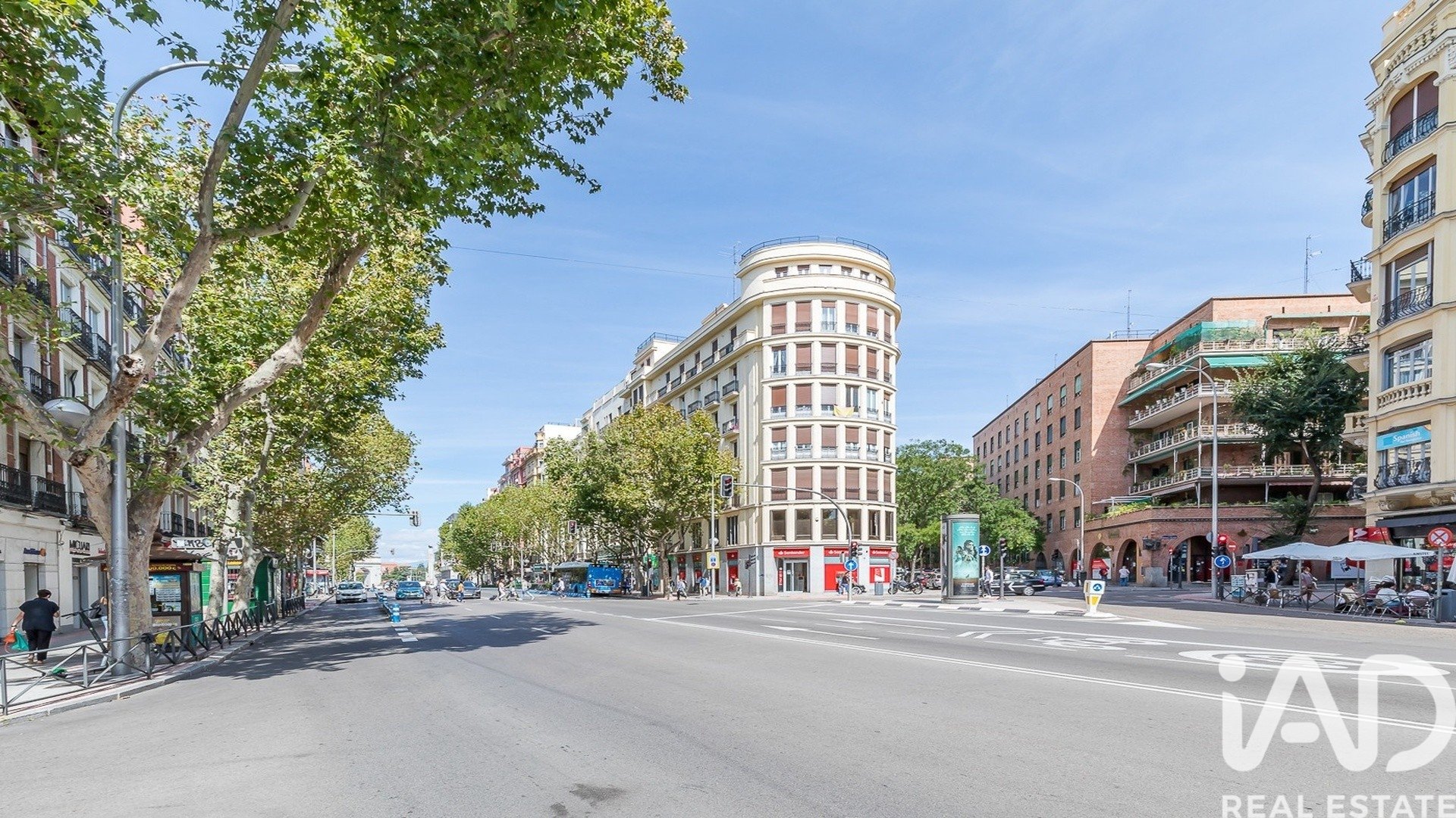 Gewerbeimmobilien in Madrid, Spanien 1 Schlafzimmer, 128 m2 Nr. 188508