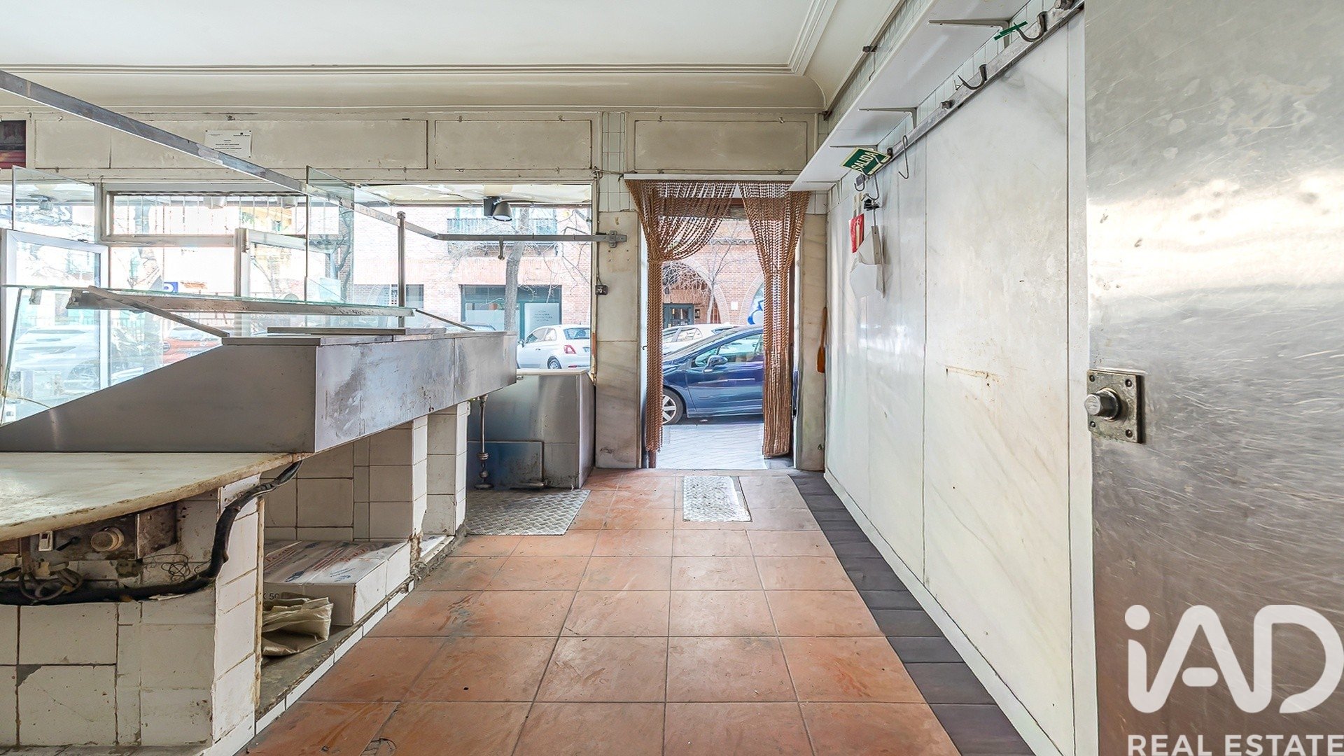 Gewerbeimmobilien in Madrid, Spanien 1 Schlafzimmer, 128 m2 Nr. 188508
