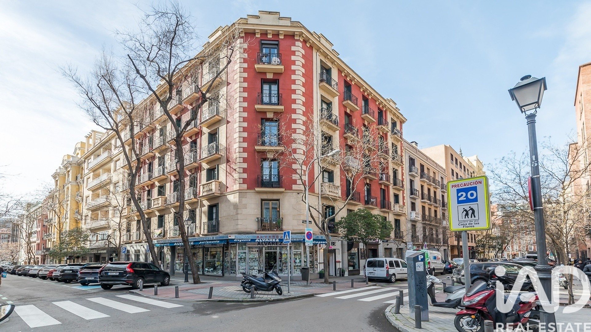 Gewerbeimmobilien in Madrid, Spanien 1 Schlafzimmer, 128 m2 Nr. 188508