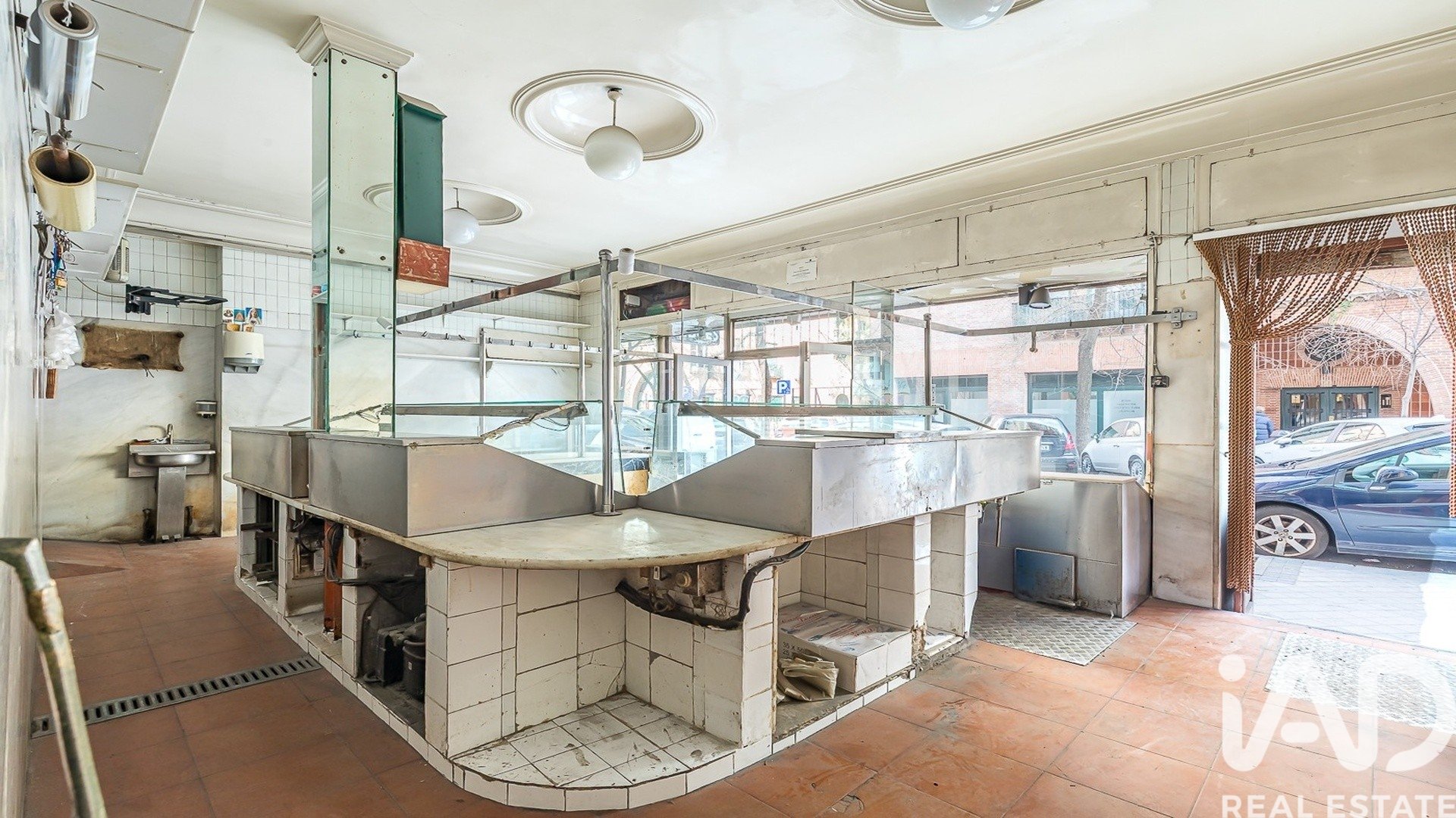 Gewerbeimmobilien in Madrid, Spanien 1 Schlafzimmer, 128 m2 Nr. 188508