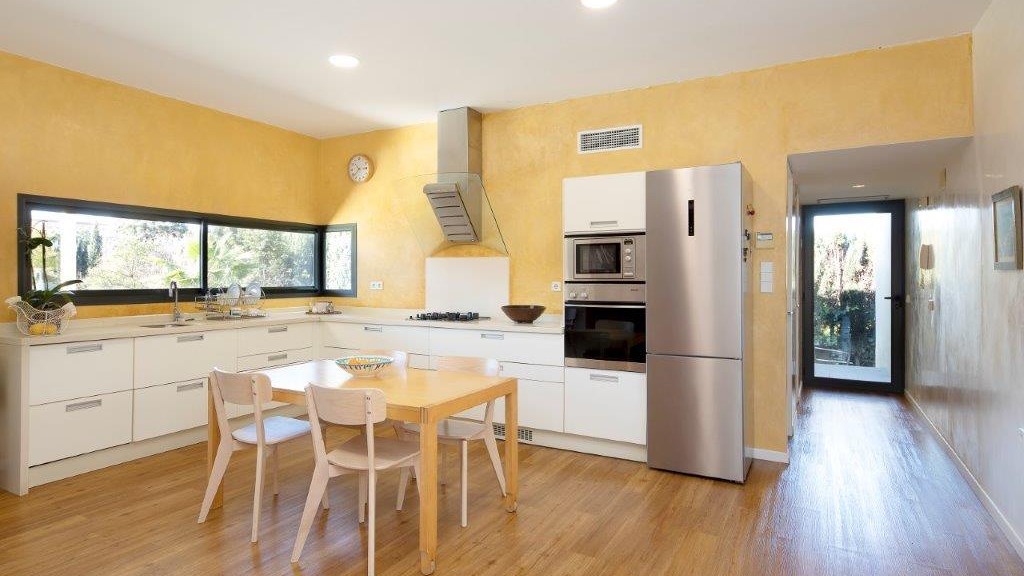 Villa i Sanlucar la Mayor, Seville, Spanien 5 sovrum, 450 kvm. Nr. 63681