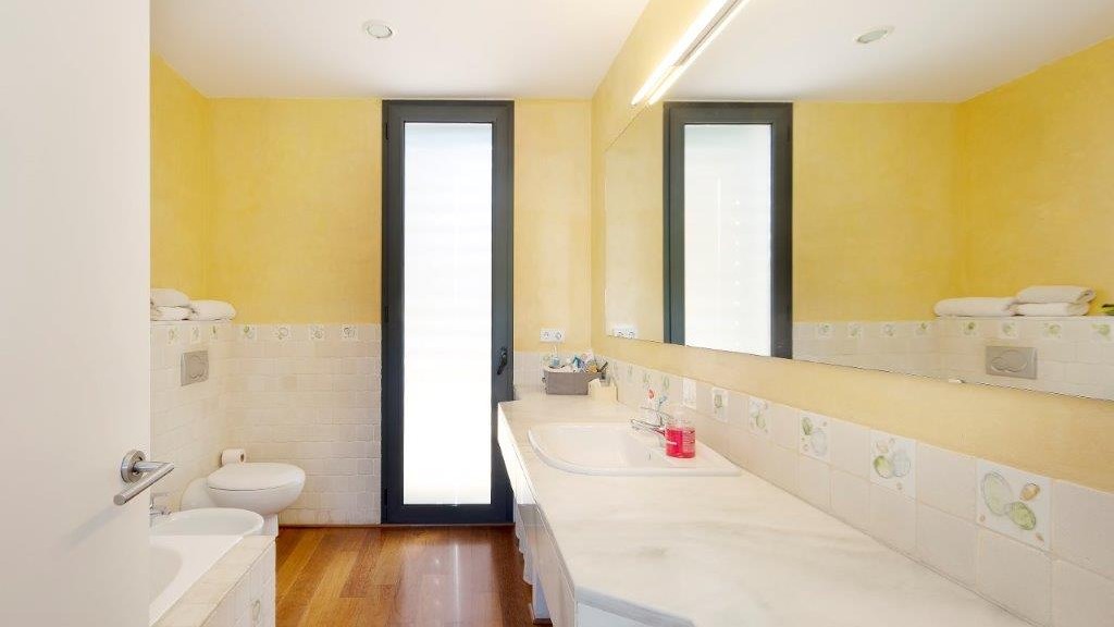 Villa i Sanlucar la Mayor, Seville, Spanien 5 sovrum, 450 kvm. Nr. 63681