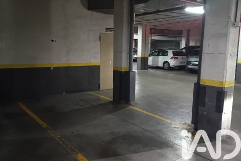 Garage a Madrid, Spagna N° 184736