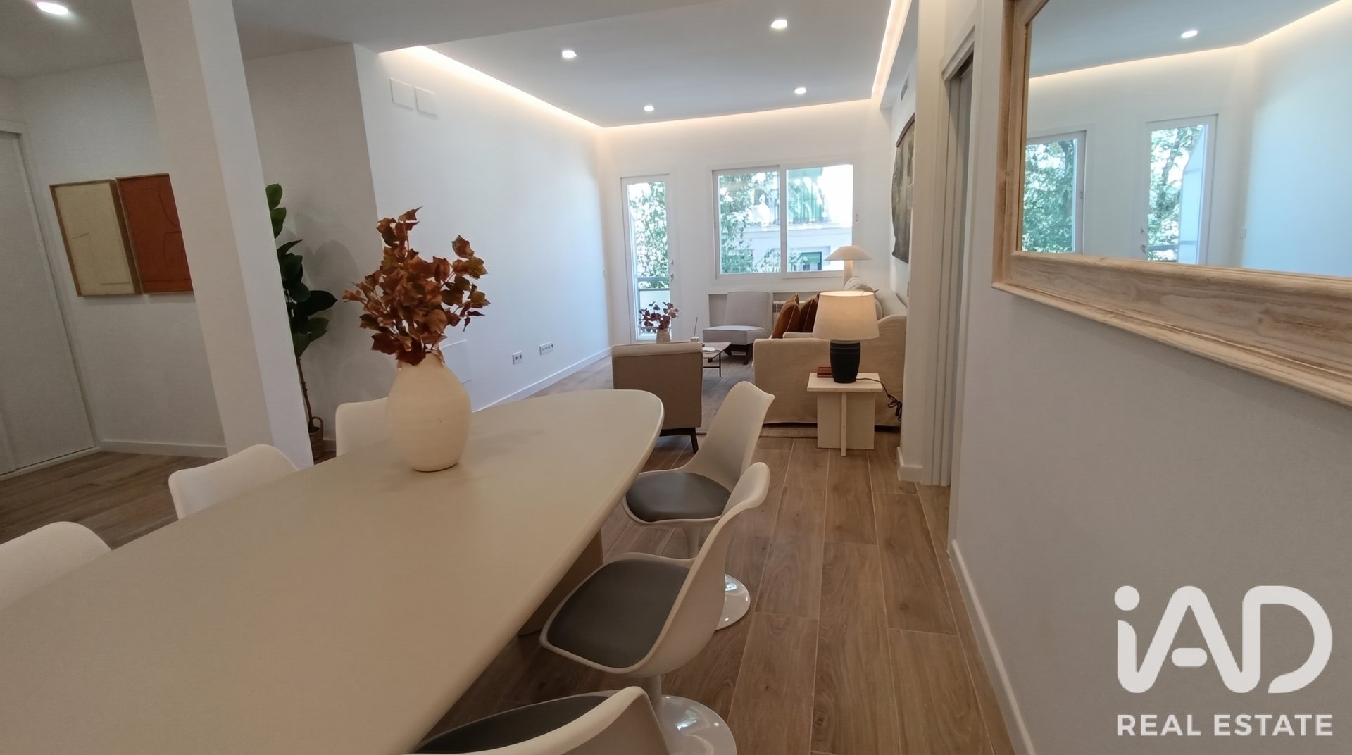Huoneisto Madrid, Espanja 3 makuuhuonetta, 169 m2 No. 187607