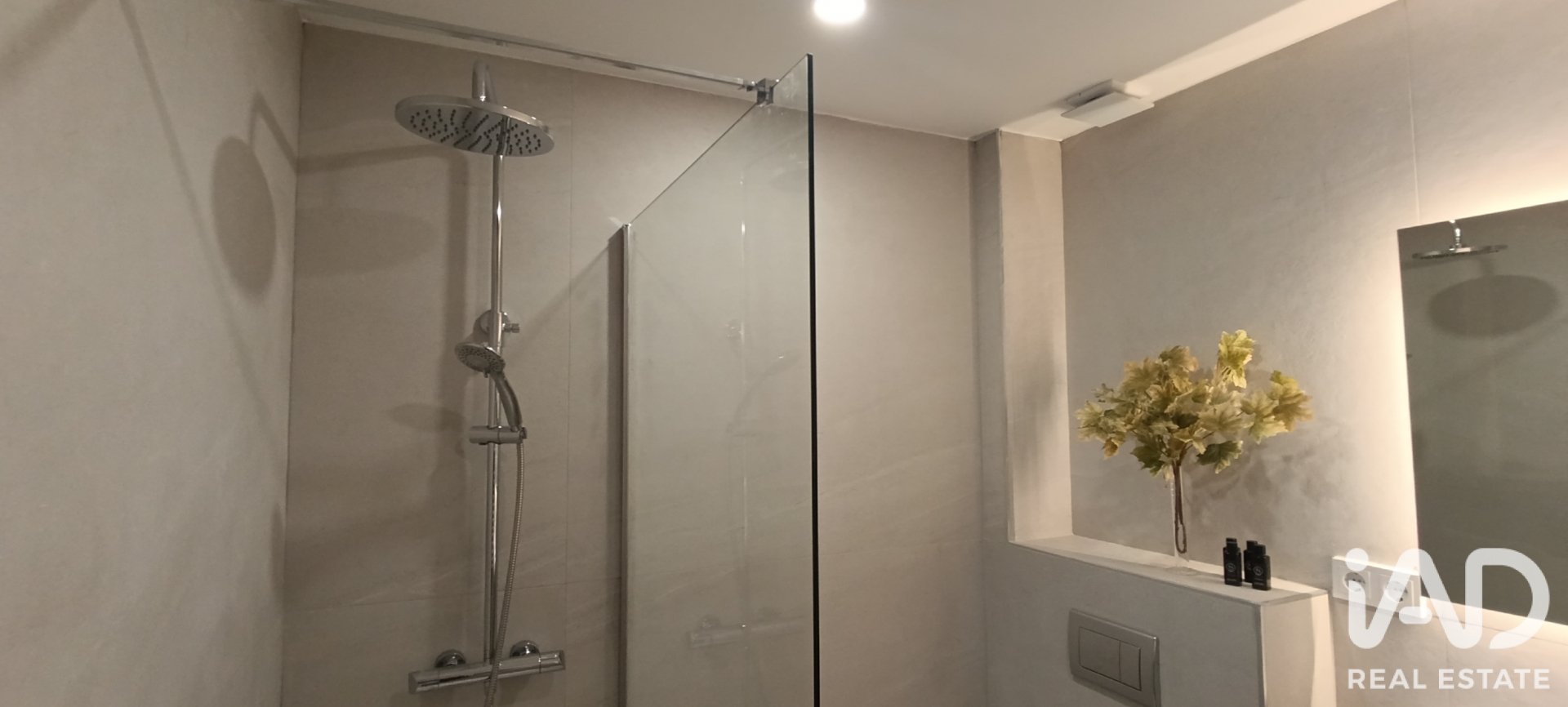 Huoneisto Madrid, Espanja 3 makuuhuonetta, 169 m2 No. 187607