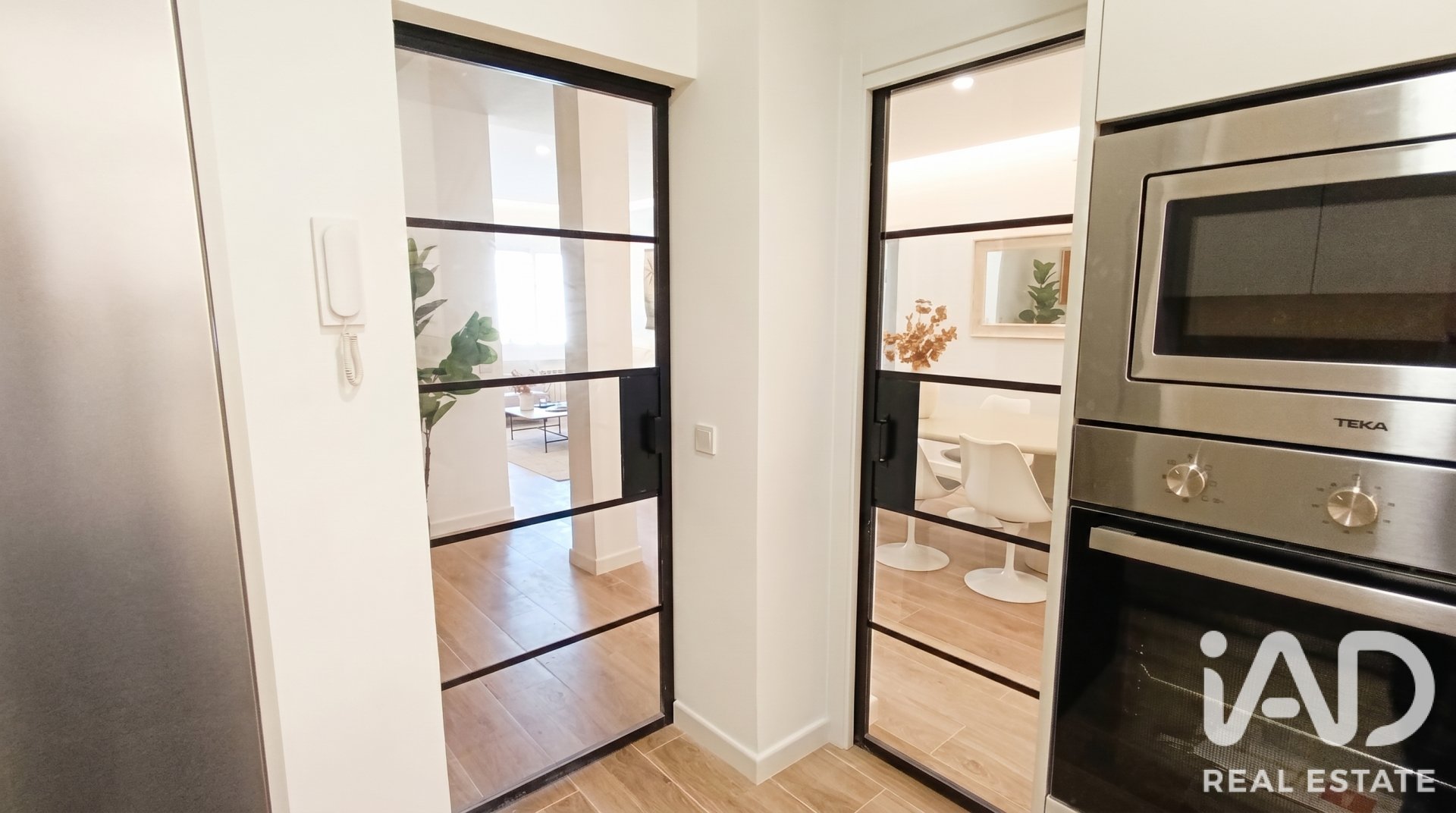 Huoneisto Madrid, Espanja 3 makuuhuonetta, 169 m2 No. 187607