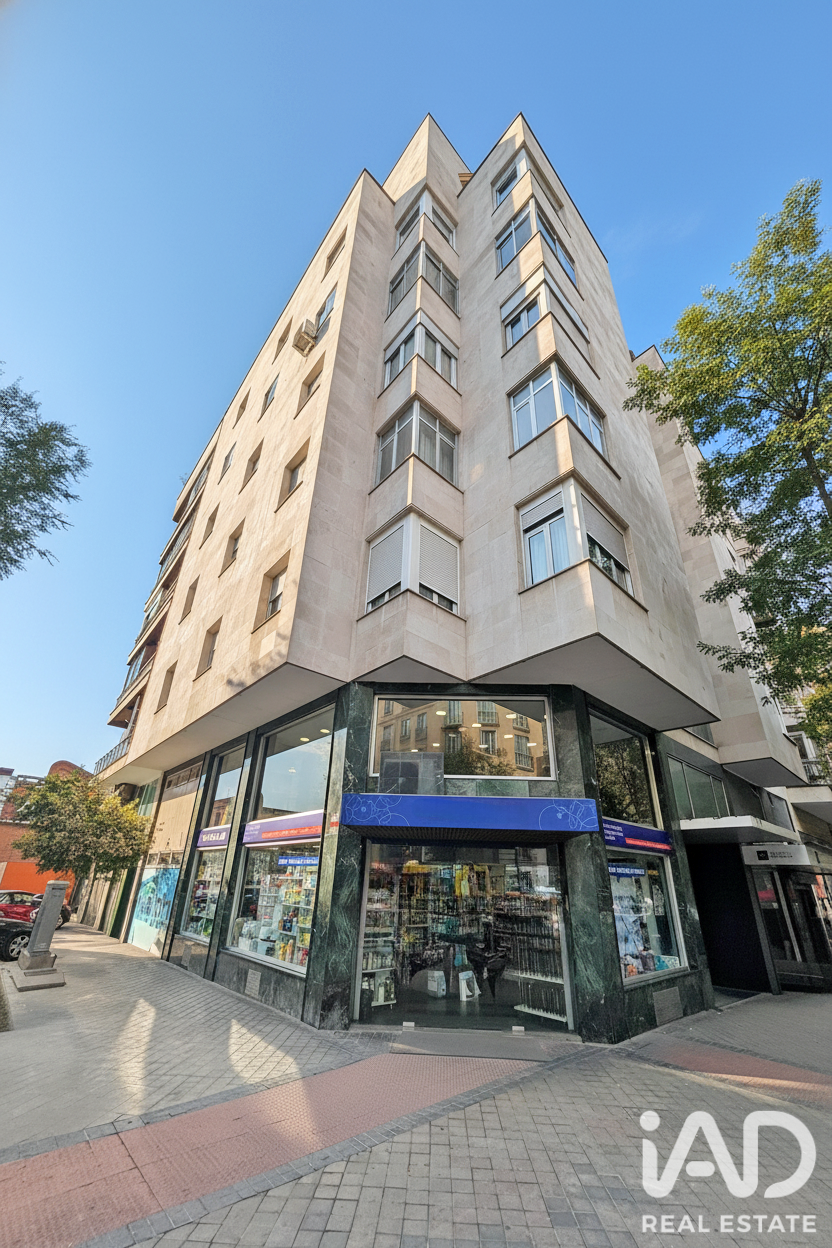 Huoneisto Madrid, Espanja 3 makuuhuonetta, 169 m2 No. 187607