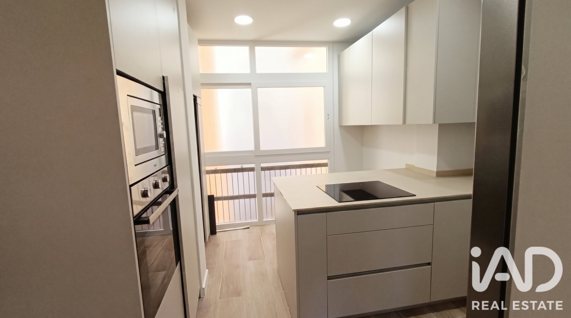 Huoneisto Madrid, Espanja 3 makuuhuonetta, 169 m2 No. 187607