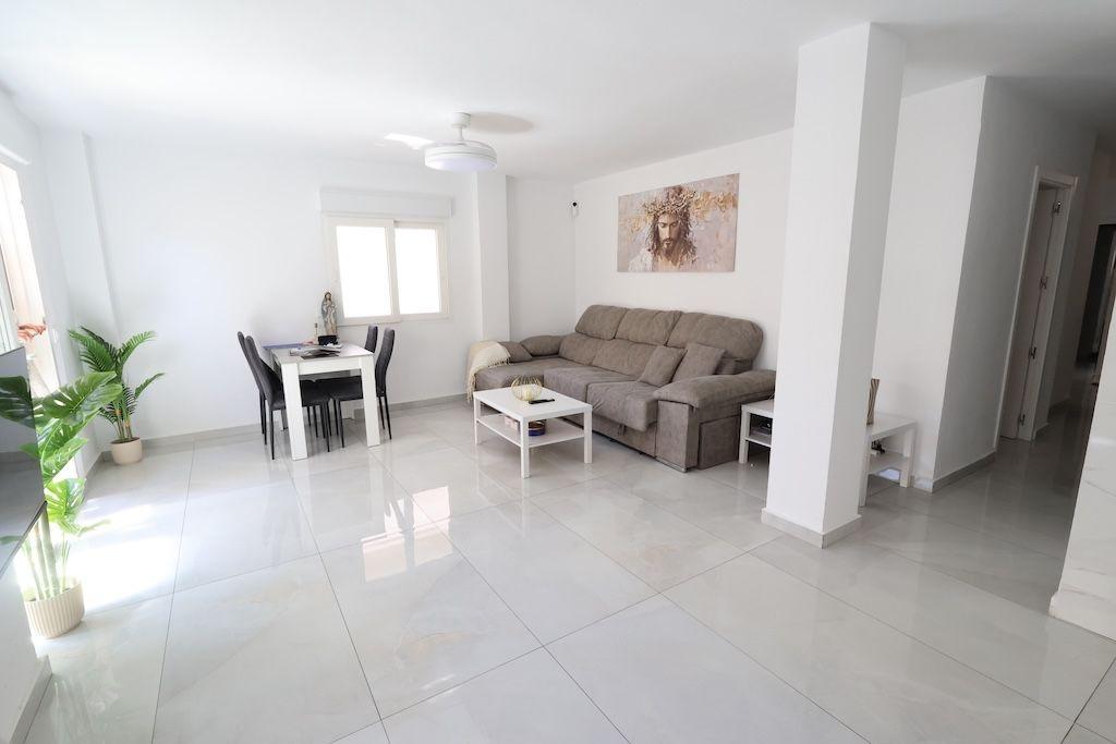 Lägenhet i Torrevieja, Alicante, Spanien 3 sovrum, 108 kvm. Nr. 167282