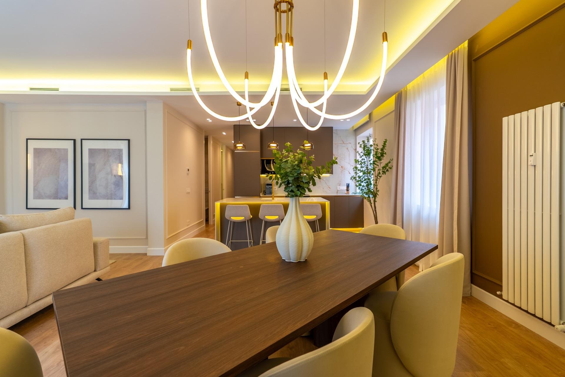 Huoneisto Madrid, Espanja 2 makuuhuonetta, 127 m2 No. 167278