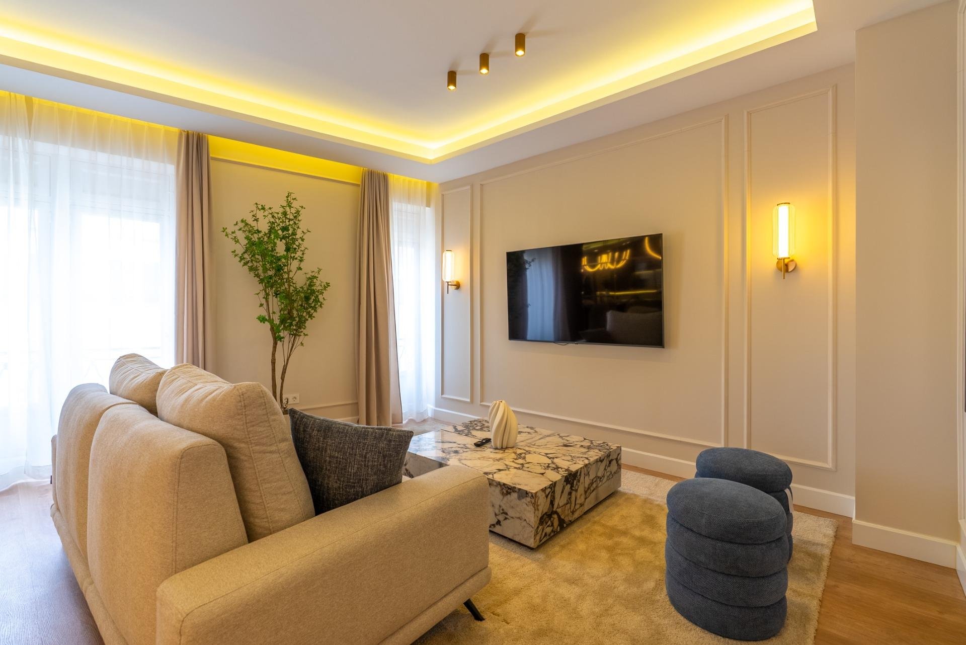 Huoneisto Madrid, Espanja 2 makuuhuonetta, 127 m2 No. 167278
