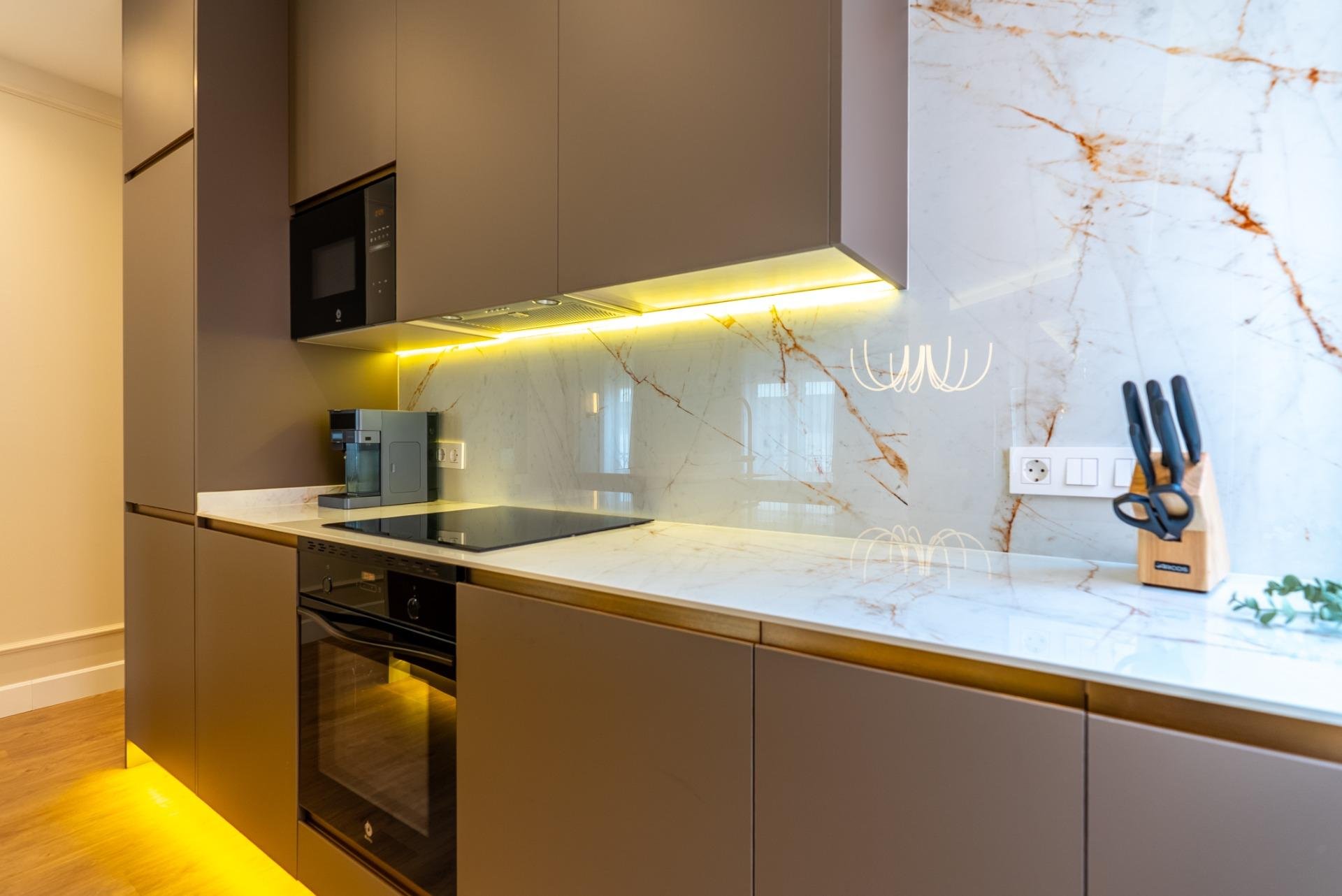 Huoneisto Madrid, Espanja 2 makuuhuonetta, 127 m2 No. 167278