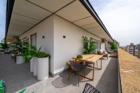Apartment in Madrid, Spain 3 bedrooms, 158 sq.m. No. 167279