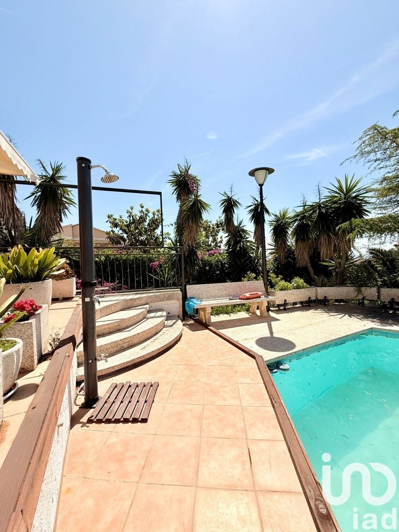 Сasa en Calafell, Tarragona, España 7 dormitorios, 175 m2 No. 153263