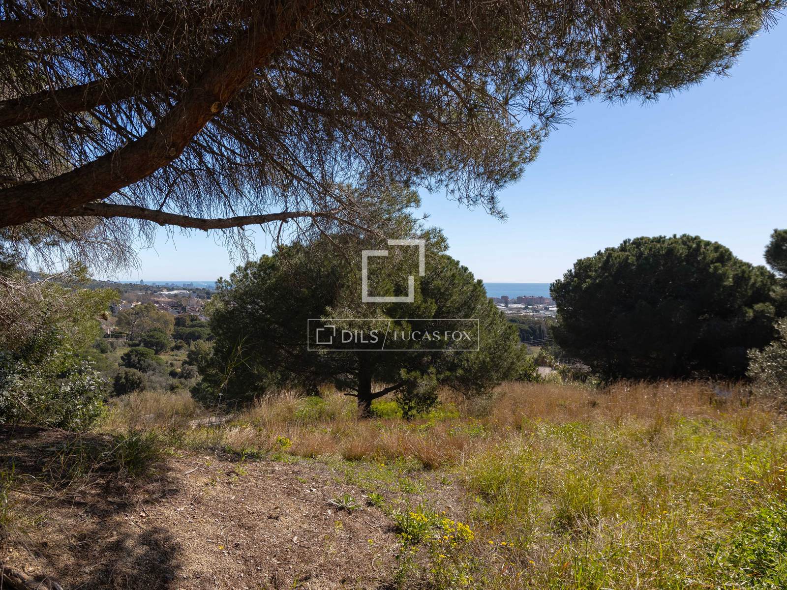 Land plot in Premia De Dalt, Barcelona, Spain No. 192594