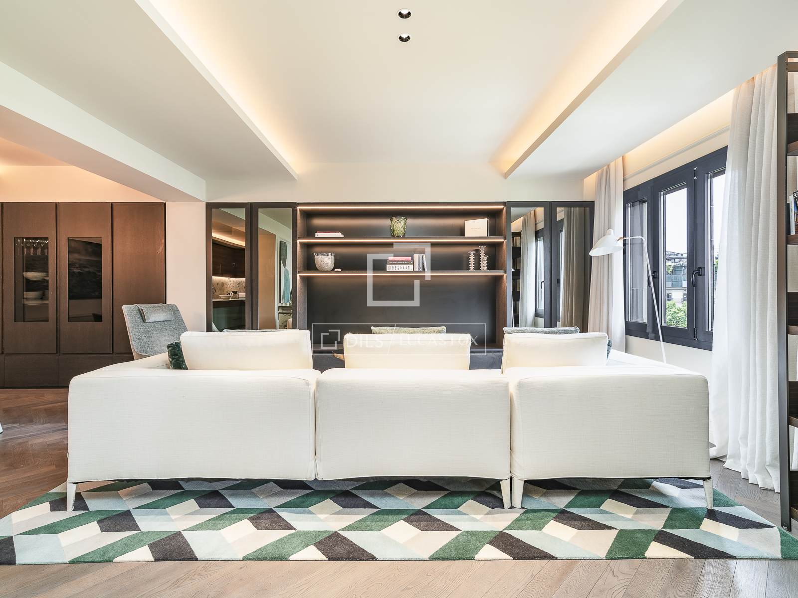 Apartment in Barcelona, Spain 3 bedrooms, 218 sq.m. No. 192590