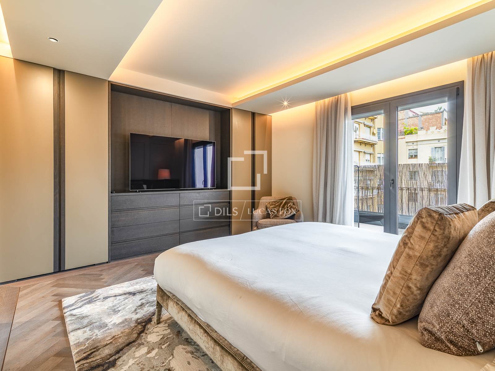 Apartment in Barcelona, Spain 3 bedrooms, 218 sq.m. No. 192590