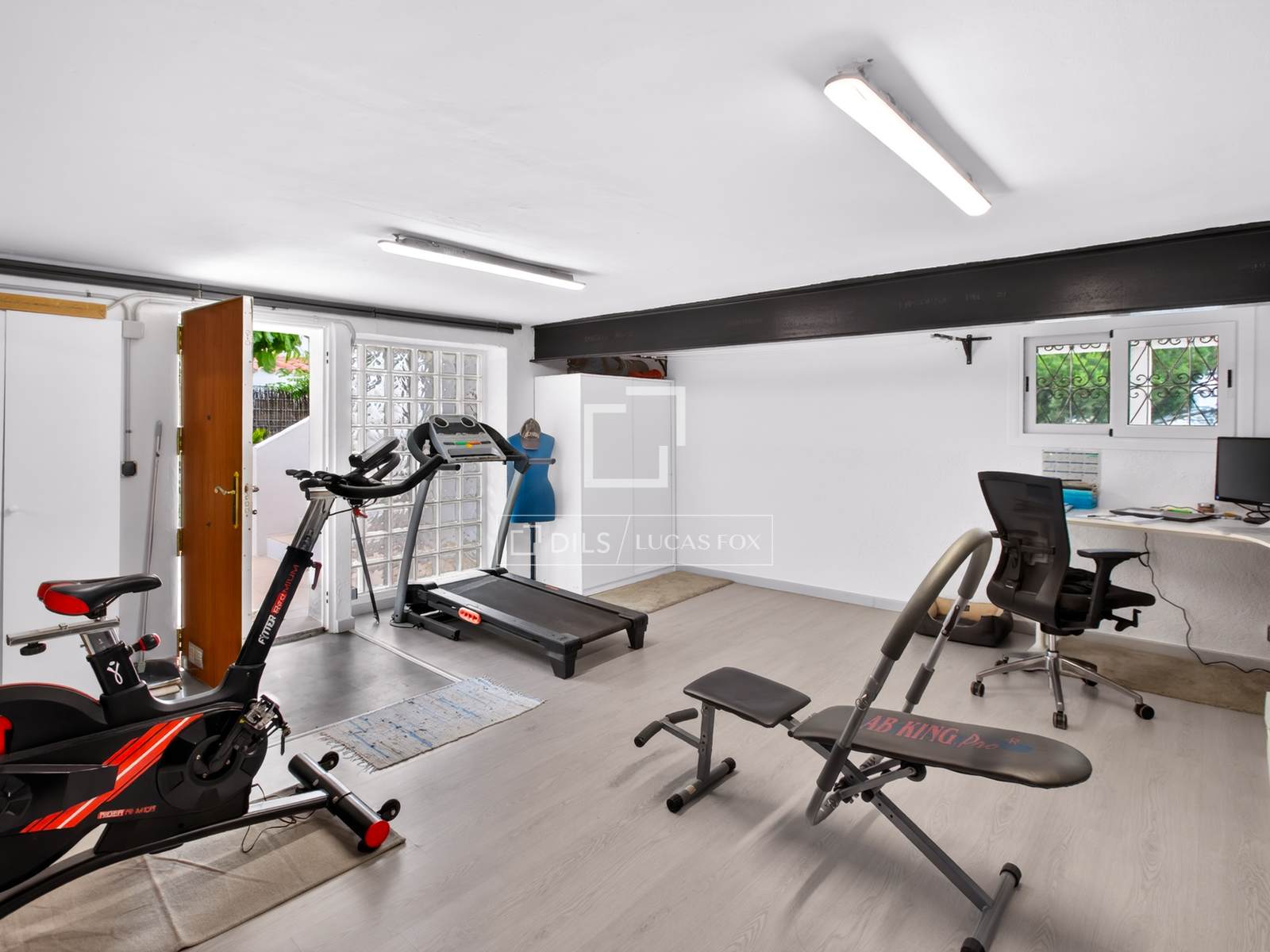 Villa Vallromanes, Barcelona, Spānijā 3 istabas, 224 m2 Nr. 192588