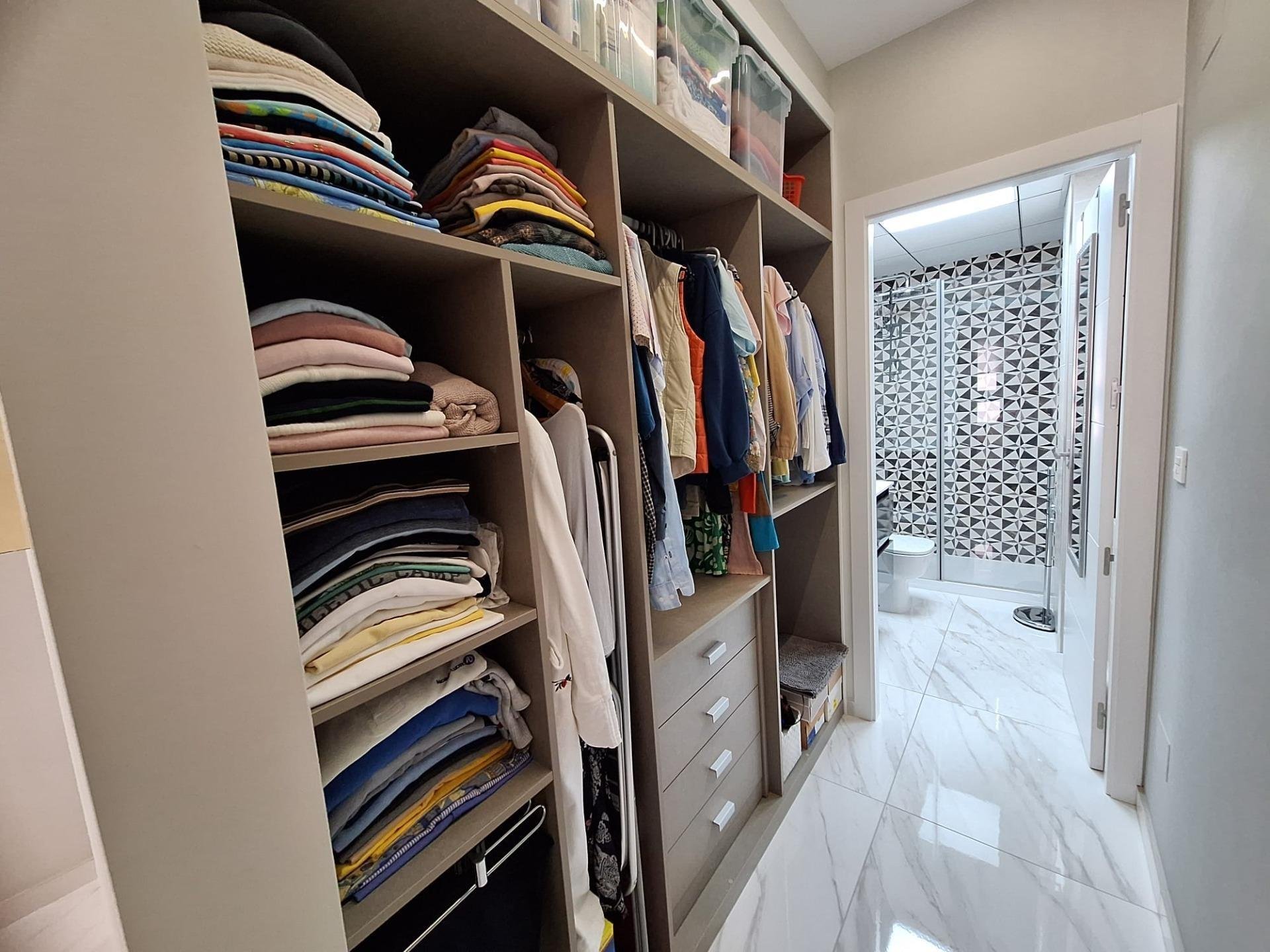 Apartamento en Torrevieja, Alicante, España 2 dormitorios, 77 m2 No. 113501