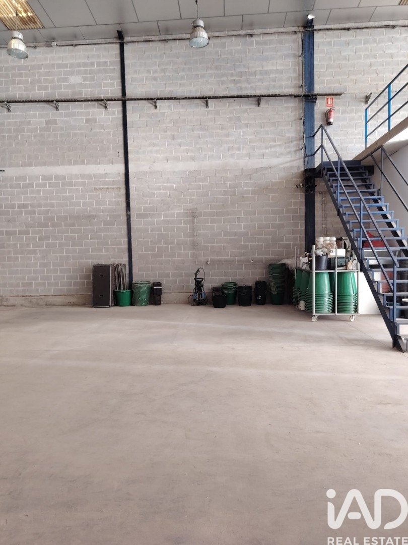 Commercial property à El Chaparral, Granada, Espagne 451 m2 No. 152663
