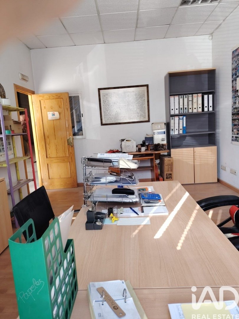 Commercial property à El Chaparral, Granada, Espagne 451 m2 No. 152663