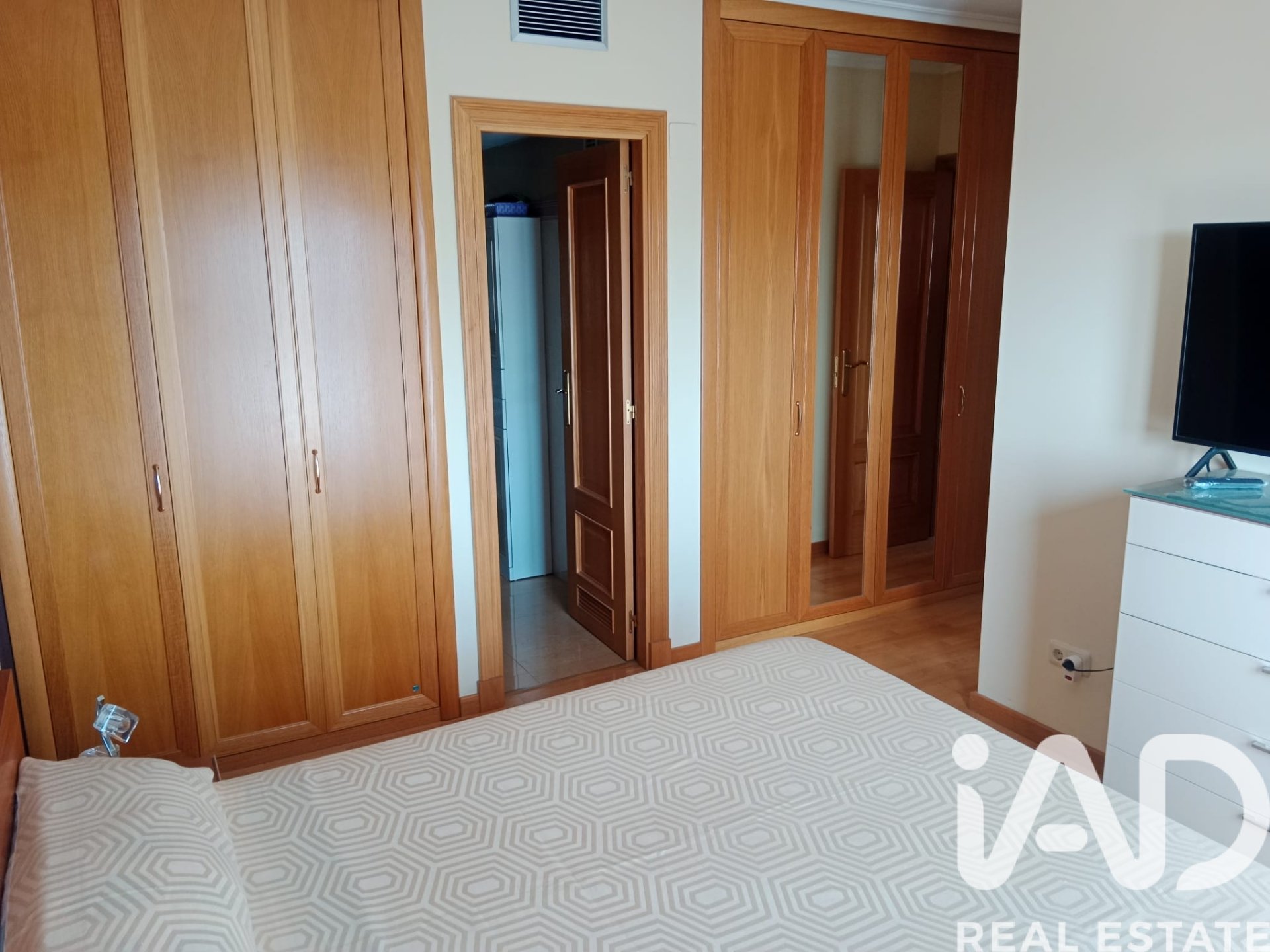 Penthouse in Zaragoza, Spain 5 bedrooms, 180 sq.m. No. 152668