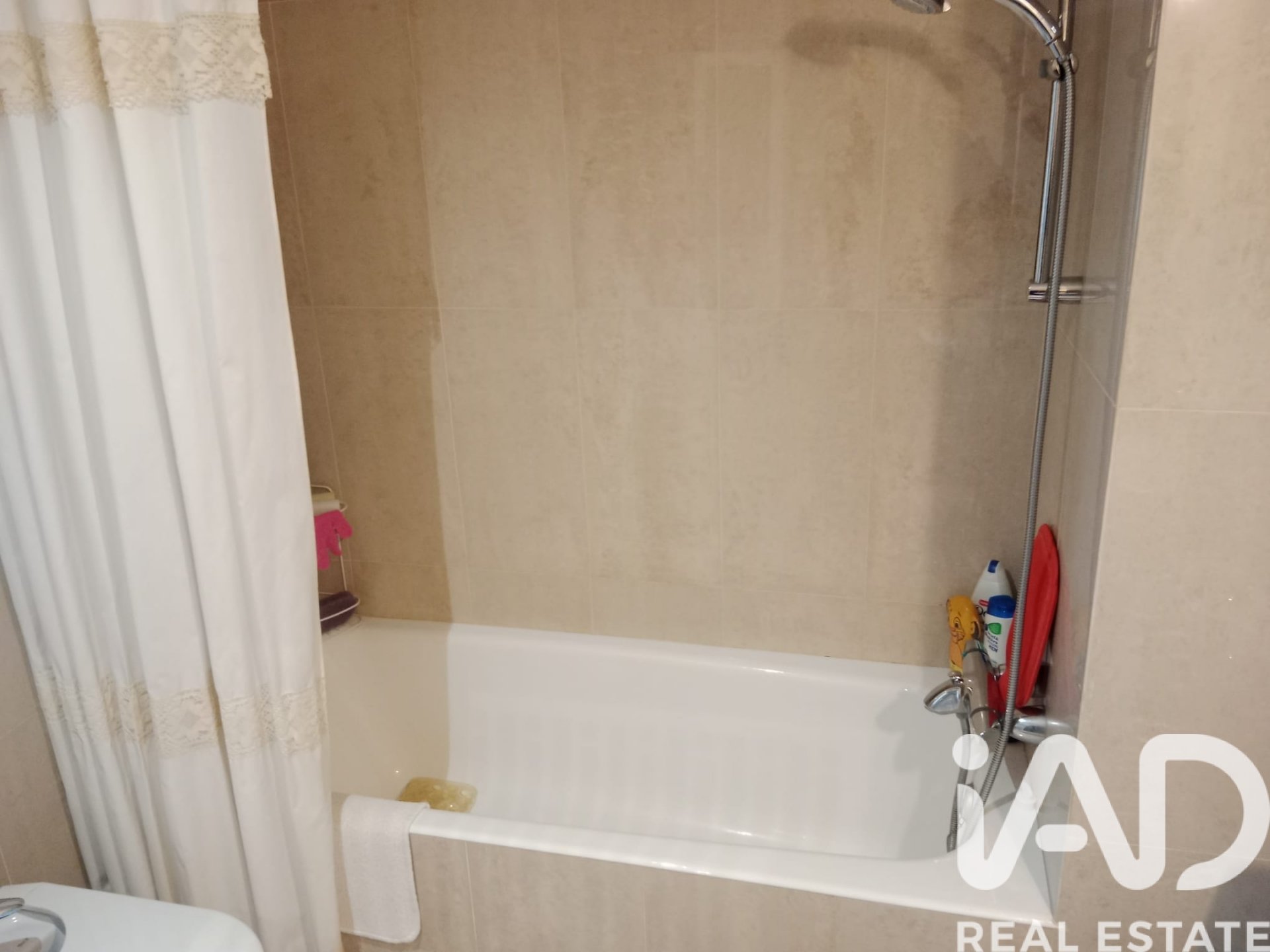 Penthouse in Zaragoza, Spain 5 bedrooms, 180 sq.m. No. 152668