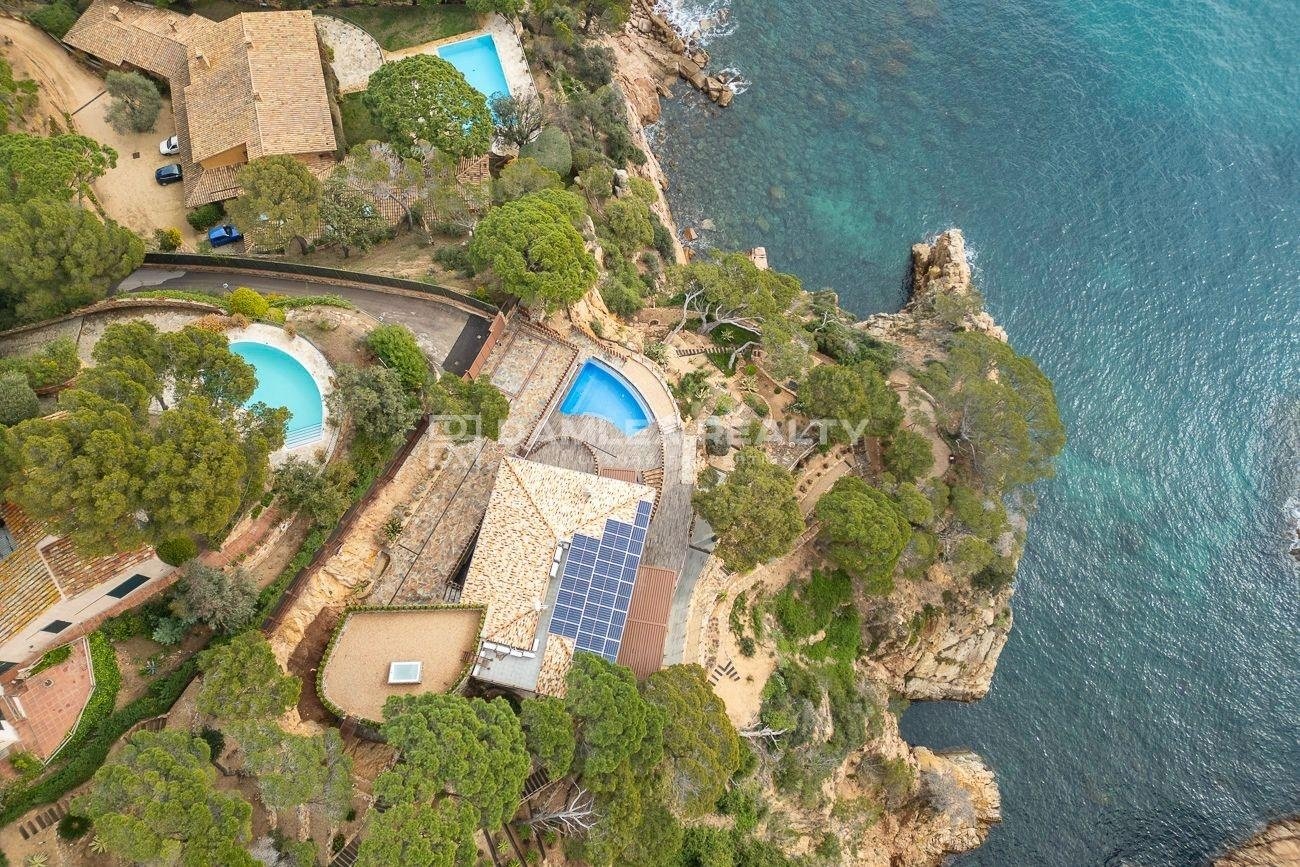Villa en Sant Feliu de Guíxols, Gerona, España 7 dormitorios,  No. 176668